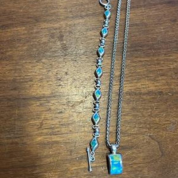 SS INLAID YELLOW AND BLUE STONE PENDANT NECKLACE WITH MATCHING BRACELET - Picture 1 of 10